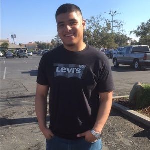 Meet your Posher, Javier